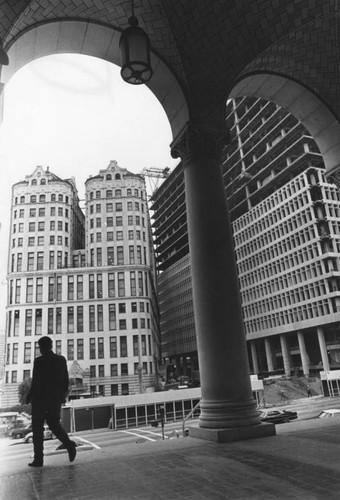 County Hall of Records and County Criminal Courts Building