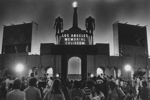 Spectators leaving the Coliseum