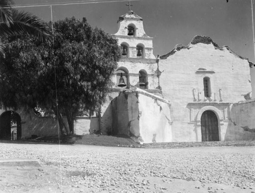 San Diego Mission exterior