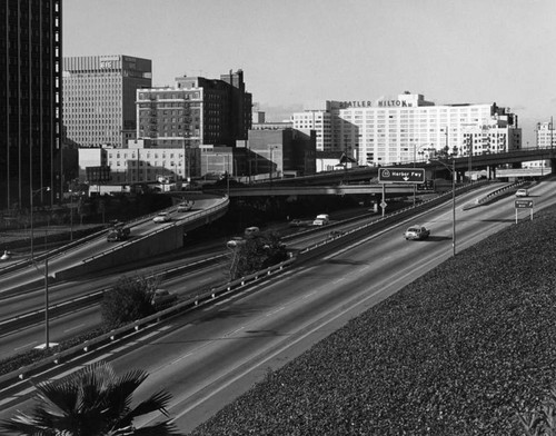 Harbor Freeway with 6th Street on-ramps