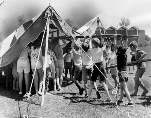 Launching the big top, Traveling Circus