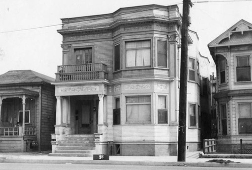 Homes on N. Hope Street, Bunker Hill