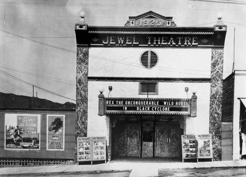 Jewel Theatre in Tujunga