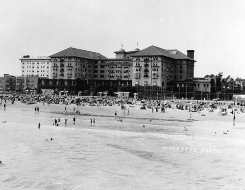 Virginia Hotel, Long Beach