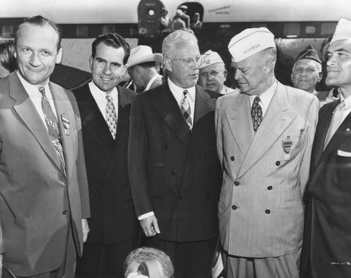 National and State leaders welcome Ike