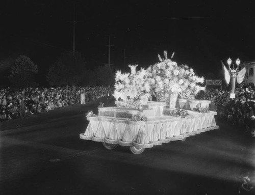 Float at Pacific Southwest Exposition parade