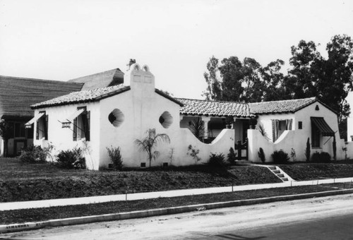 Kolda residence, Alhambra