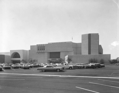 Los Cerritos Mall