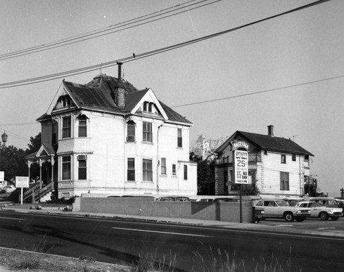 Grand Avenue, Bunker Hill