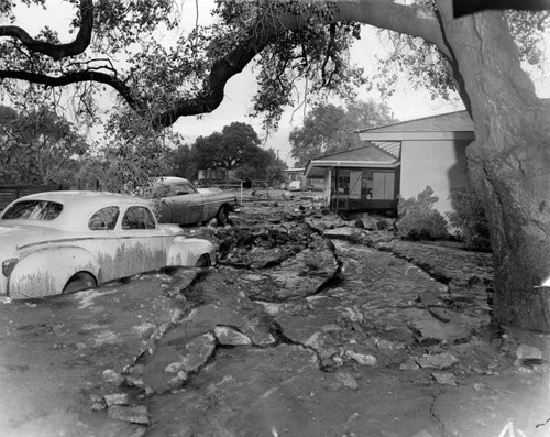 Mud and silt turns Duarte into "mudtown"