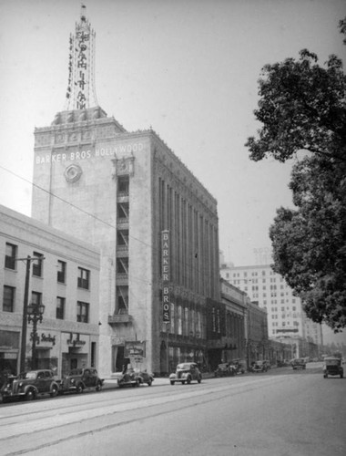 Businesses on Hollywood Boulevard