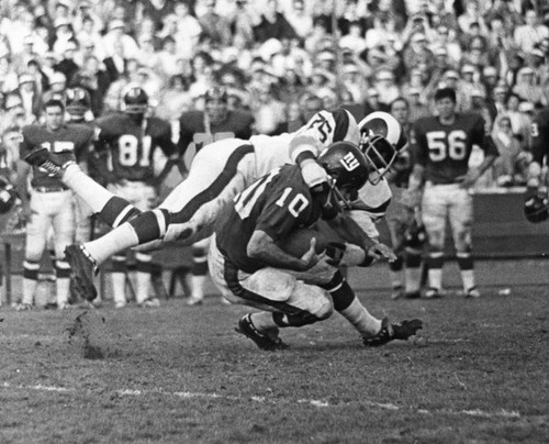 Jones flattens Tarkenton