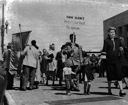 Picket lines at the Federal Building