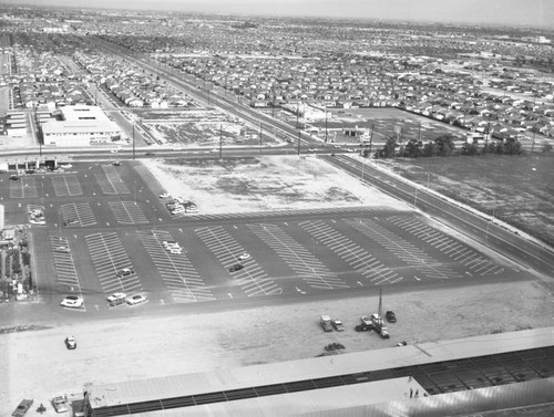 Lakewood, Carson St. and Paramount Blvd., looking northeast