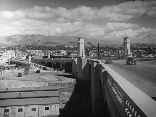 L.A. River flooding, Hyperion Bridge