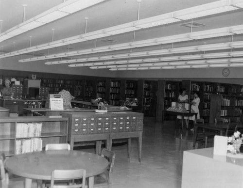 Studio City Branch Library