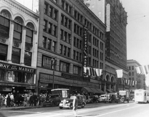 Grand Central Market and street