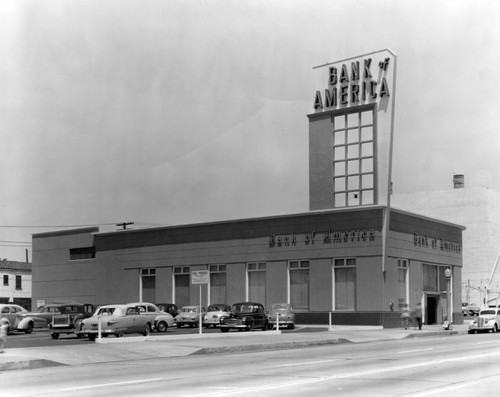 Bank of America branch, exterior