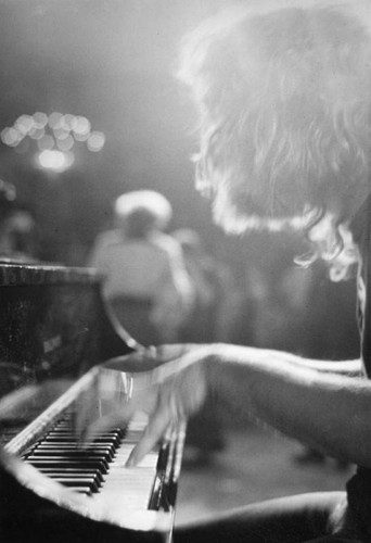 Piano performance on the Sunset Strip