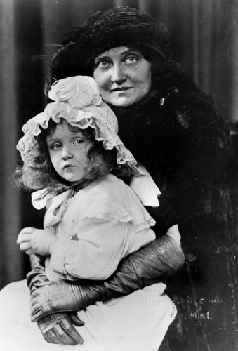Aline Barnsdall and daughter
