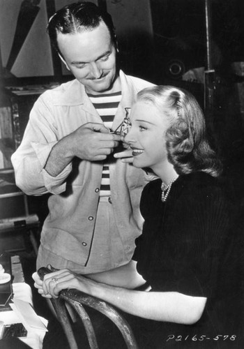 Shirley Ross gets eyelash curl