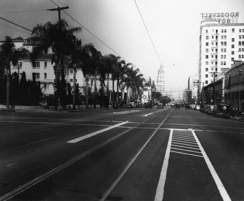 Hollywood Boulevard, east from Sycamore Avenue