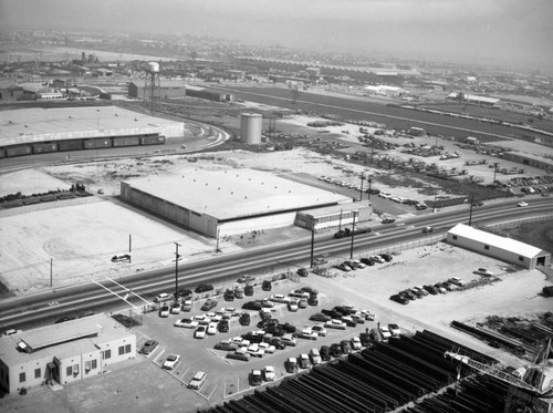 Slauson Avenue and Garfield Avenue, Commerce, looking east