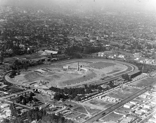 Construction of the Coliseum — Calisphere