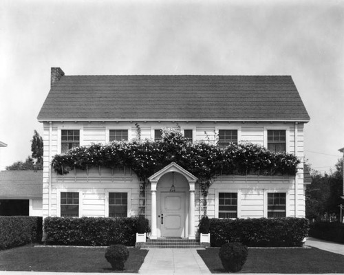 Glendale houses, view 2