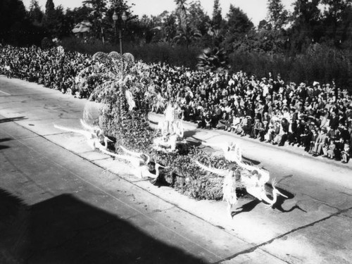 1935 Tournament of Roses Parade float