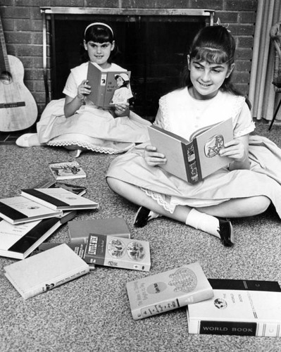 N. H. girl to be first inside new library