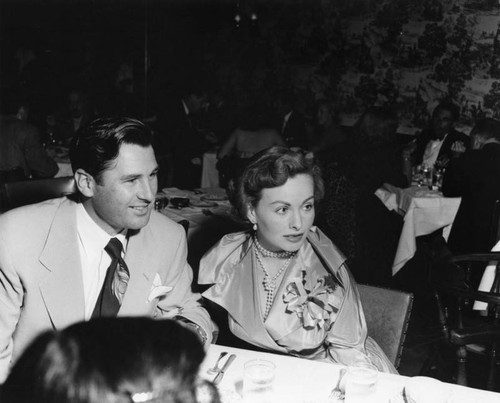 Two diners at the Fox Theater gala