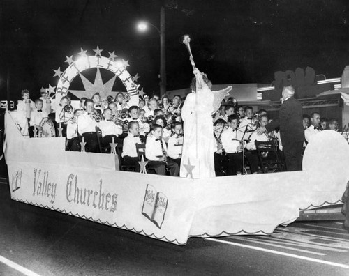 Heading Bethlehem Parade