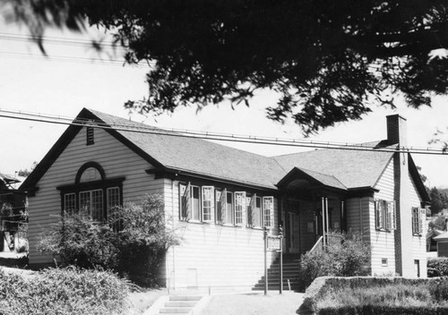 Edendale Branch Library, exterior