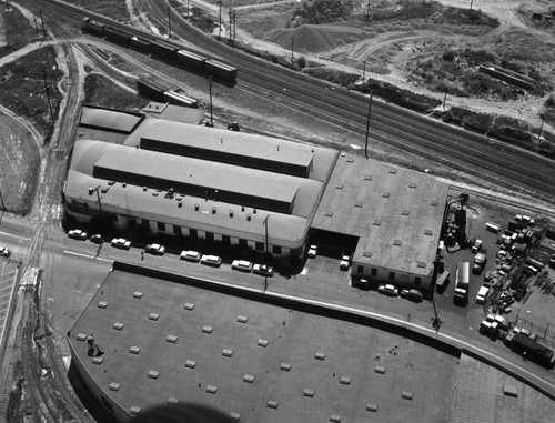 Masonite Corp., Rio Vista Avenue, looking south