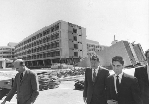 Earthquake damage, Olive View Hospital