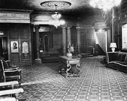 Mezzanine of the Carthay Circle Theatre