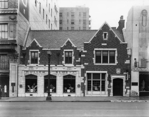 Mullen & Bluett Building, exterior view