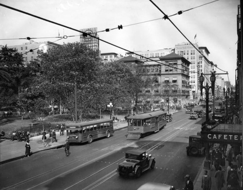 Bus and trolley, Hill and 6th Streets