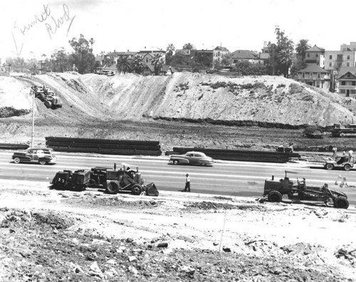 Freeway construction, Bunker Hill