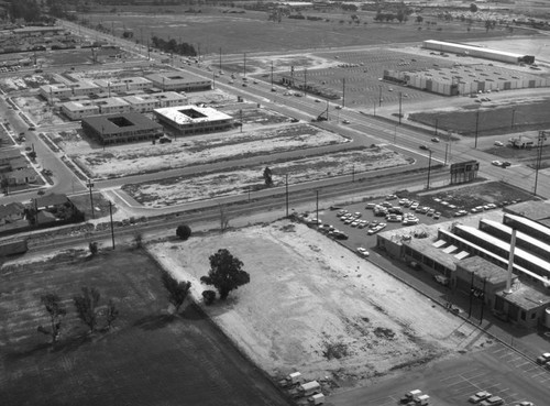 Lakewood, Carson St. and Paramount Blvd., looking southeast