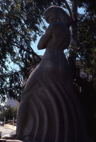 Lafayette Park fountain