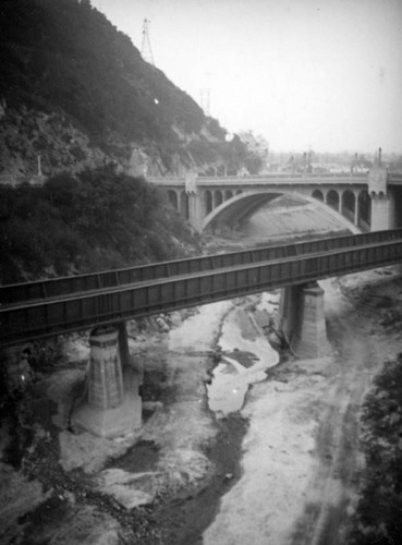 Riverside Drive-Dayton Avenue Bridge across the LA River