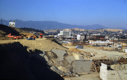 Santa Ana Freeway/US 101 construction