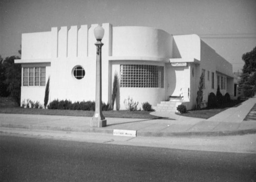 Streamline building, Montebello