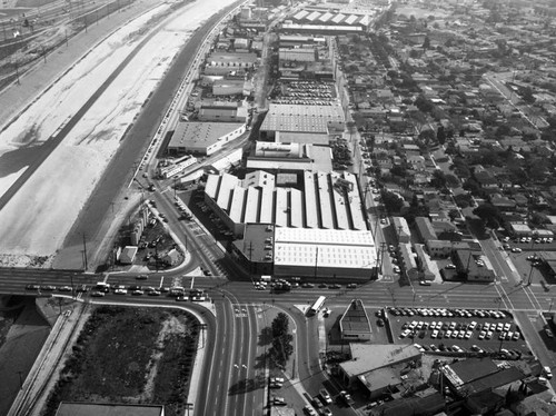 Thermador Electrical Manufacturing Co., Vernon, looking southeast