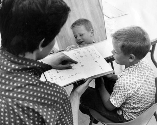 Mirror helps young patient