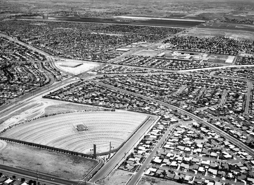 Los Altos Drive-In, Long Beach, looking northeast