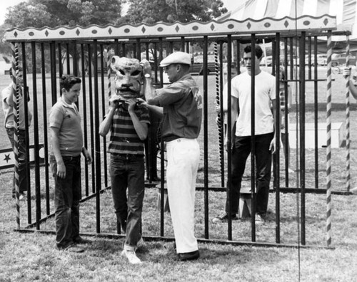 Combined traveling circus and kiddie carnival on 1962 tour