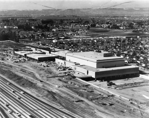 Bullock's Fashion Square, aerial view